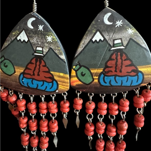 Handcrafted Multicolor Dangle Earrings - Picture 3 of 5